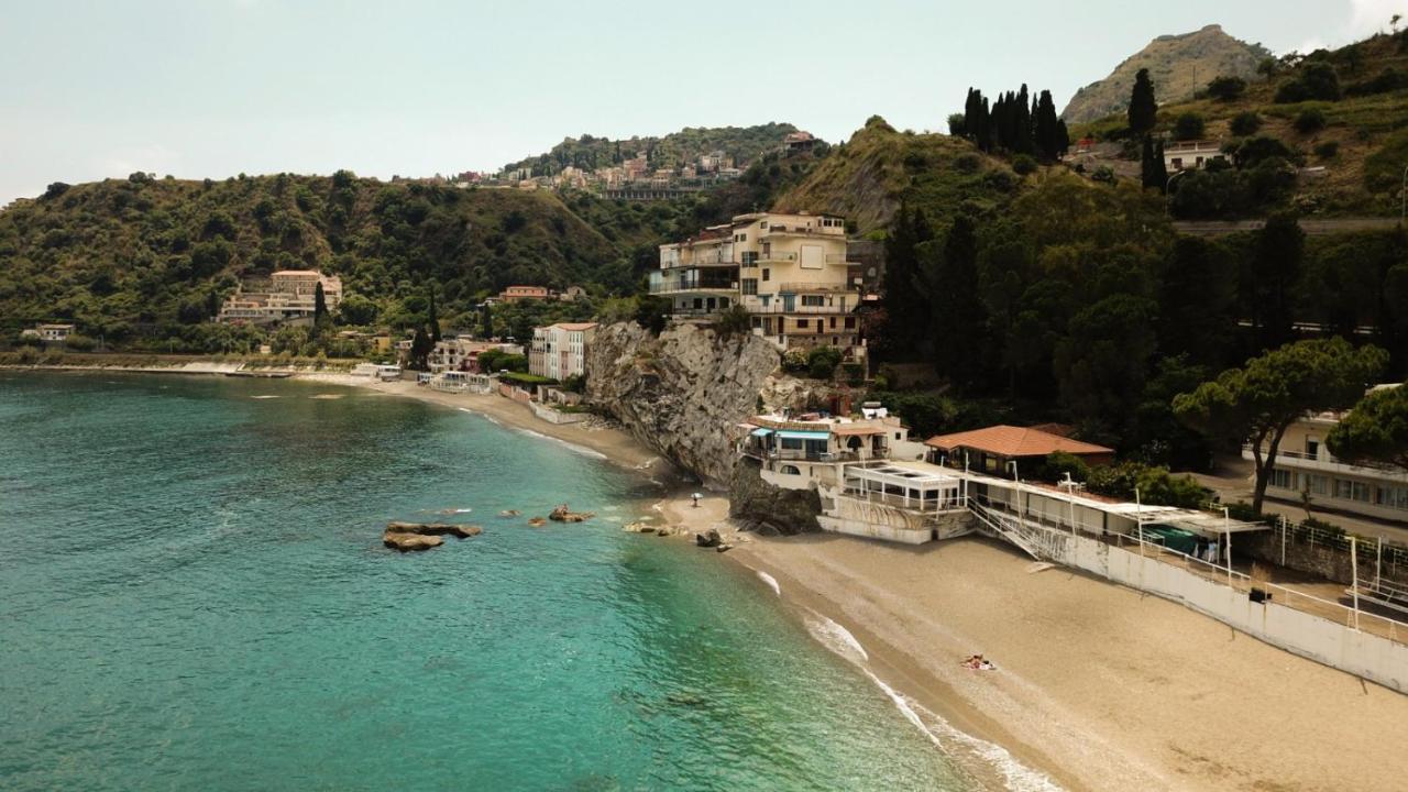 Mare Roccia Beachfront Apartment Taormina Zewnętrze zdjęcie